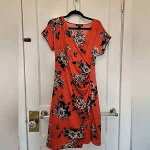 🌺Coral floral faux-wrap dress 🌺